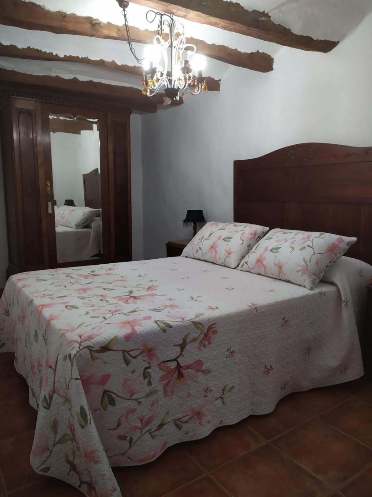 Villanueva de ViverAlcoba Con Patio Del Siglo XIX别墅 外观 照片